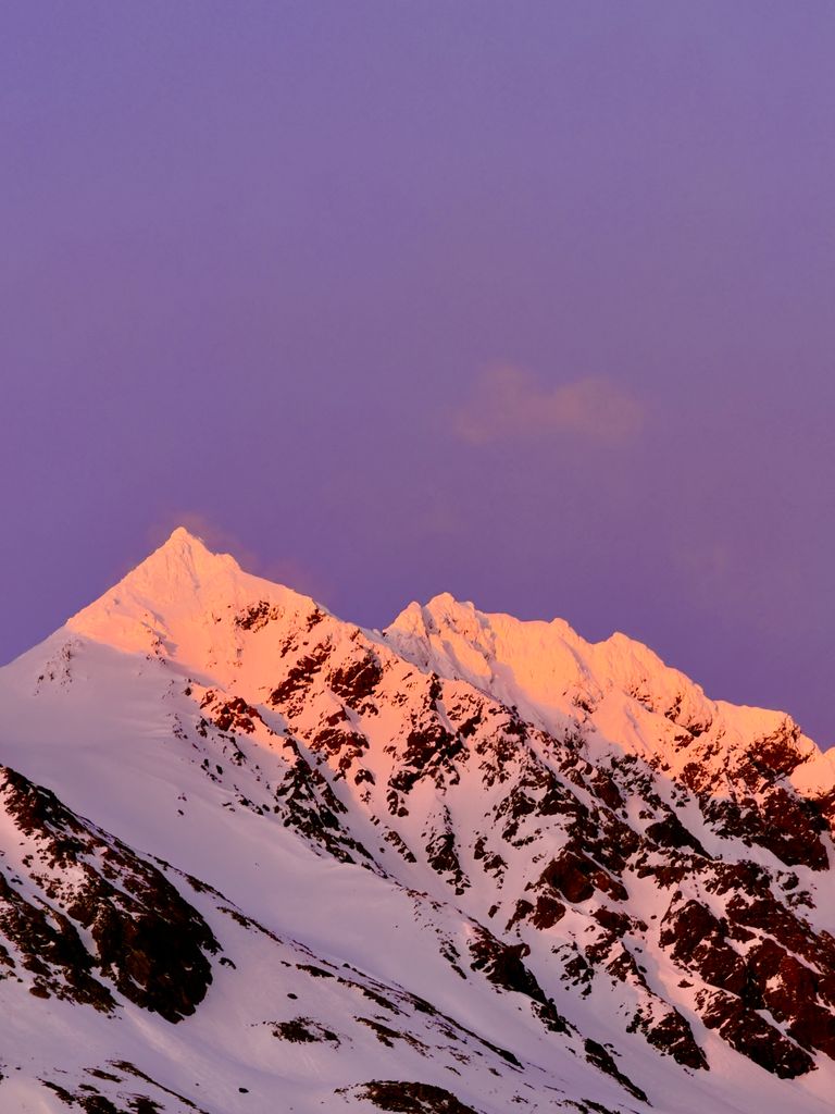 Photo №2 of Storurdtinden