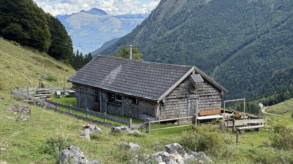 strasserbauern-hutte