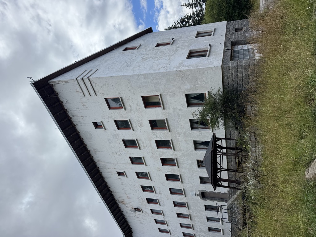 tintyava-hut