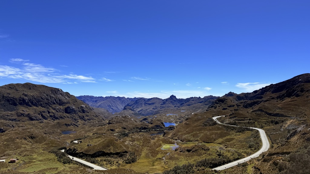 Photo №2 of Tres Cruces