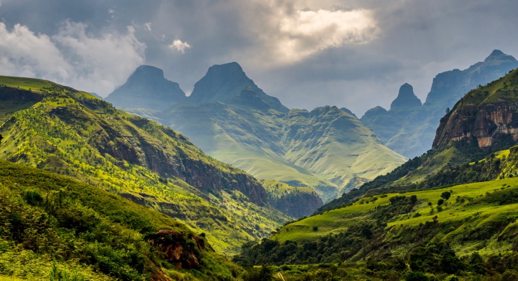 South Africa, uKhahlamba / Drakensberg Park, Cathedral group