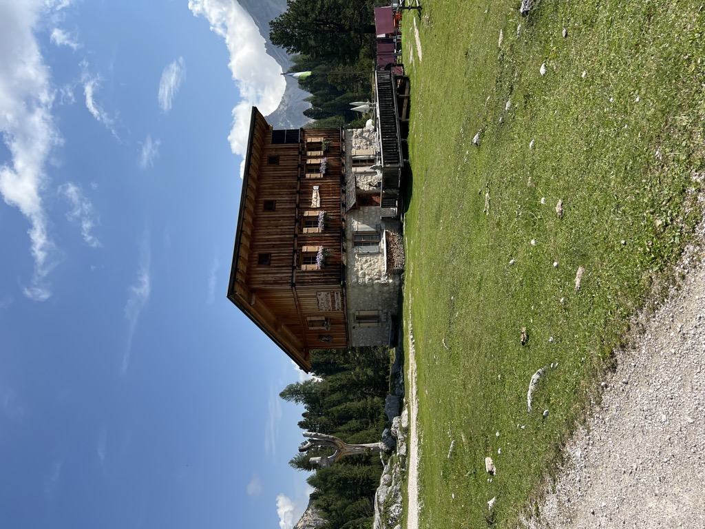 ucia-dles-muntagnoles-2