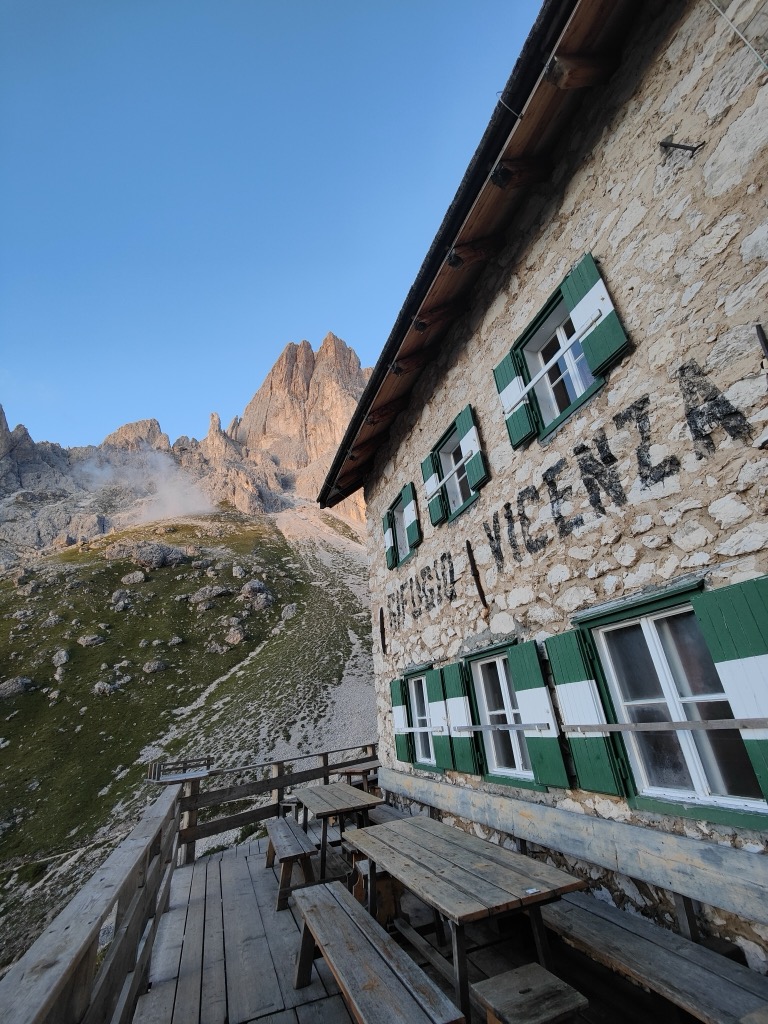 utia-de-dantersasc-langkofelhutte-rifugio-vicenza-5