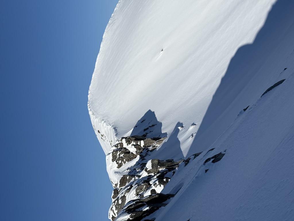 Photo №2 of Vågstinden