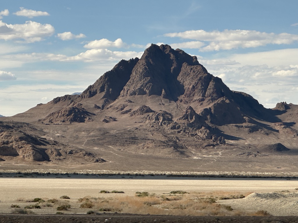 Photo №2 of Volcano Peak