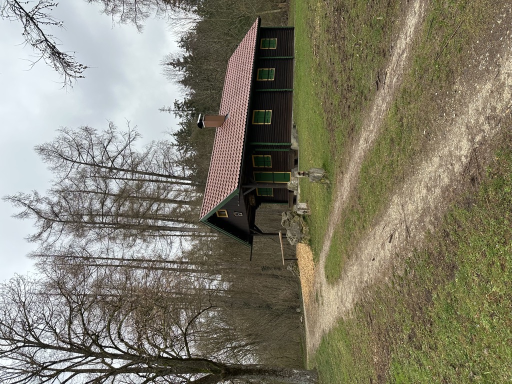 wildschutzhutte