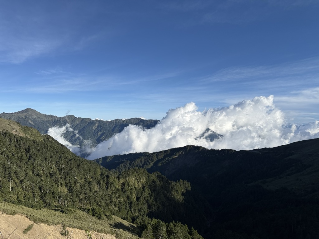 Photo №3 of Wuling