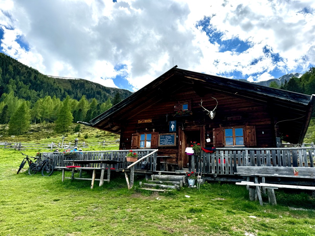 Photo №3 of Zirmaitalm