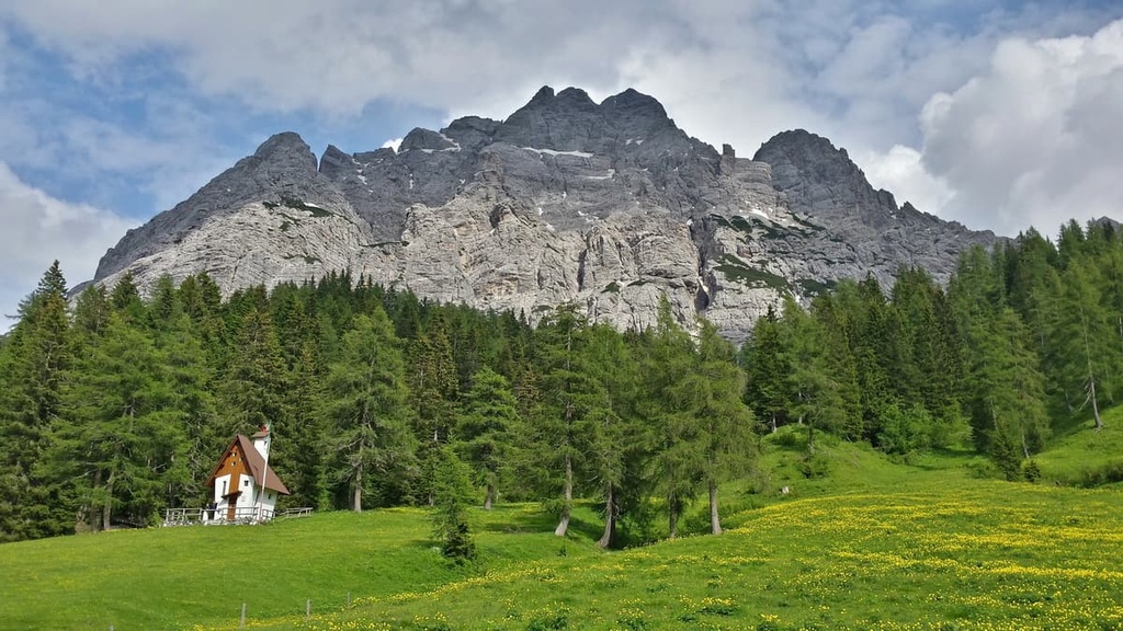 Duran Pass, Schiara Group, Dolomites, Belluno