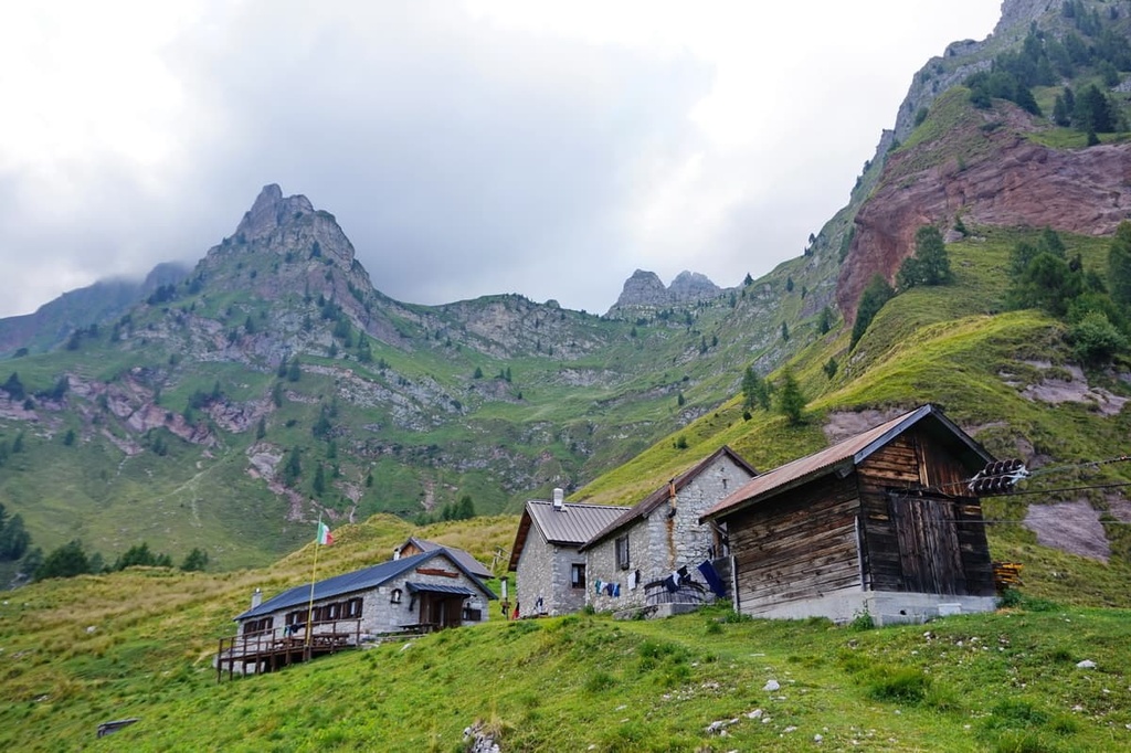 Rifugio Pian de Fontana, Schiara Group, Dolomites, Belluno