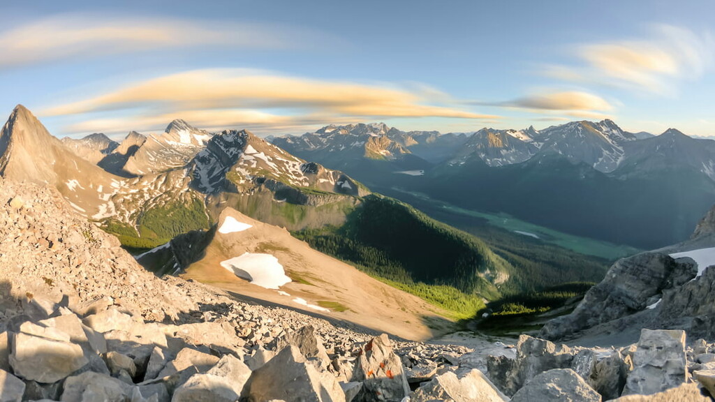 Spray Mountains, British Columbia