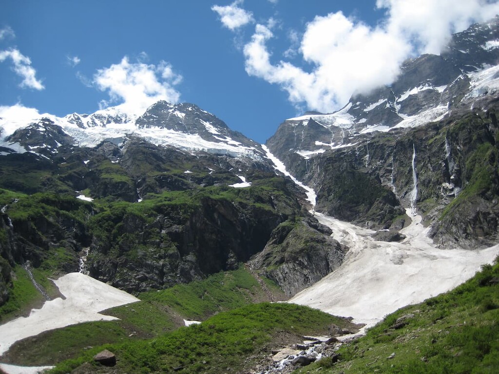 Mingyong Glacier, snow mountain, walking from Yubeng Tibetibet, China