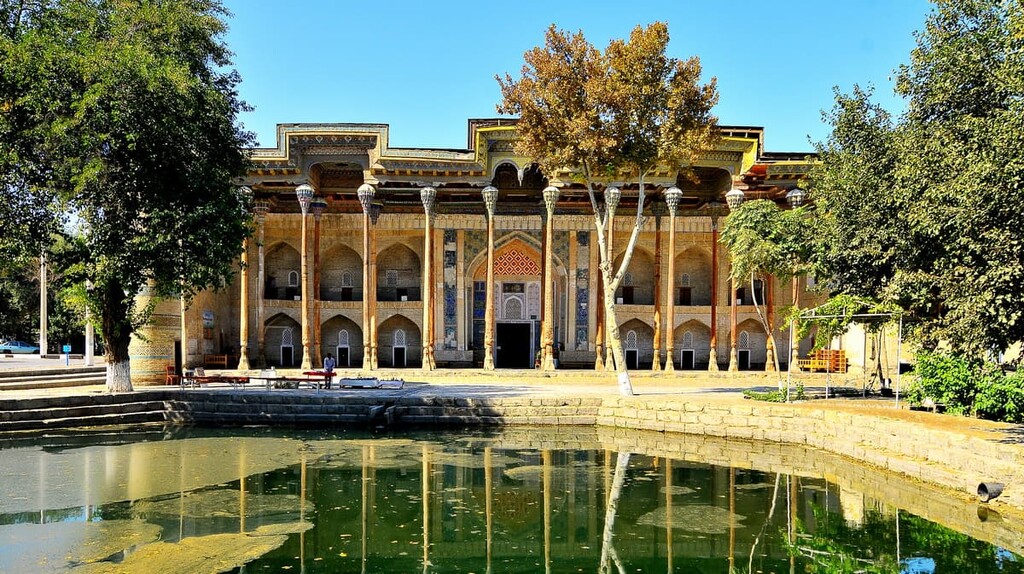 Bolo Haus mosque, Bukhara, Uzbekistan