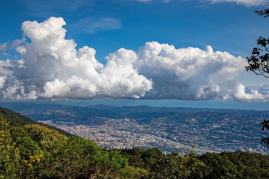 Venezuela Mountains guide by local experts — PeakVisor