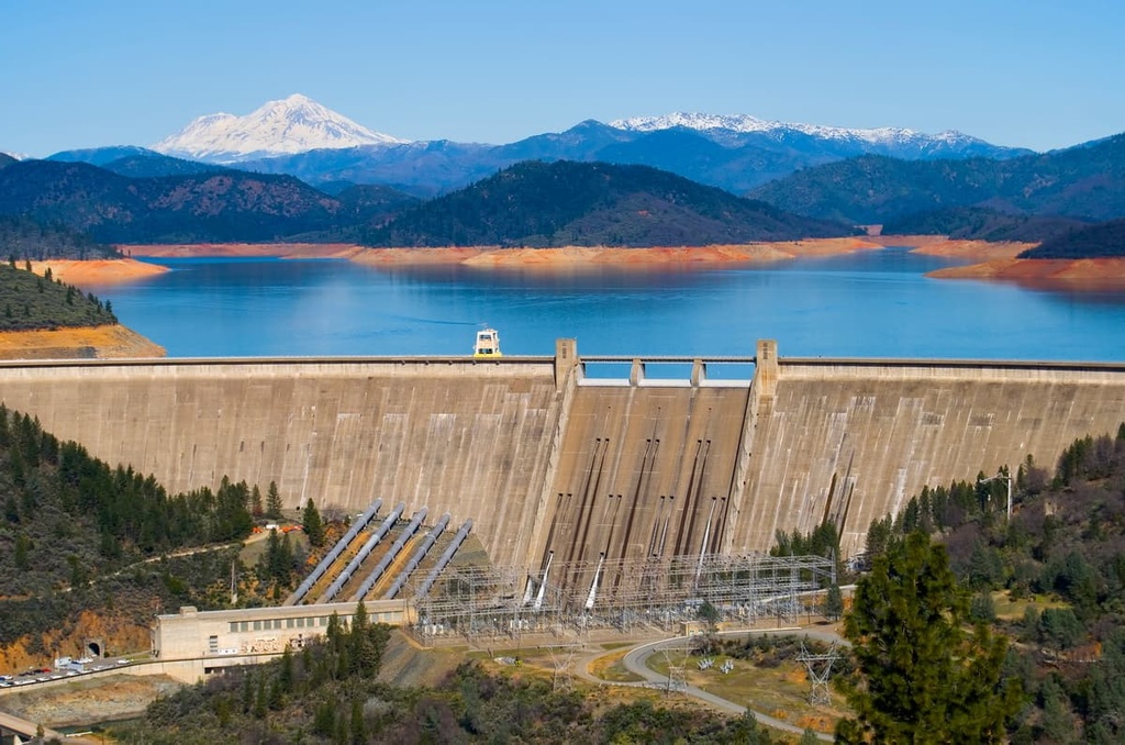 Shasta Dam, Whiskeytown-Shasta-Trinity National Recreation Area, California