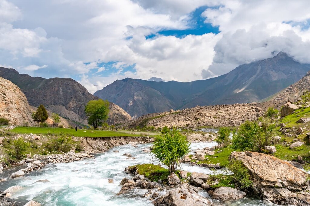 Penjikent Haft Kul Seven Lakes, Tajikistan
