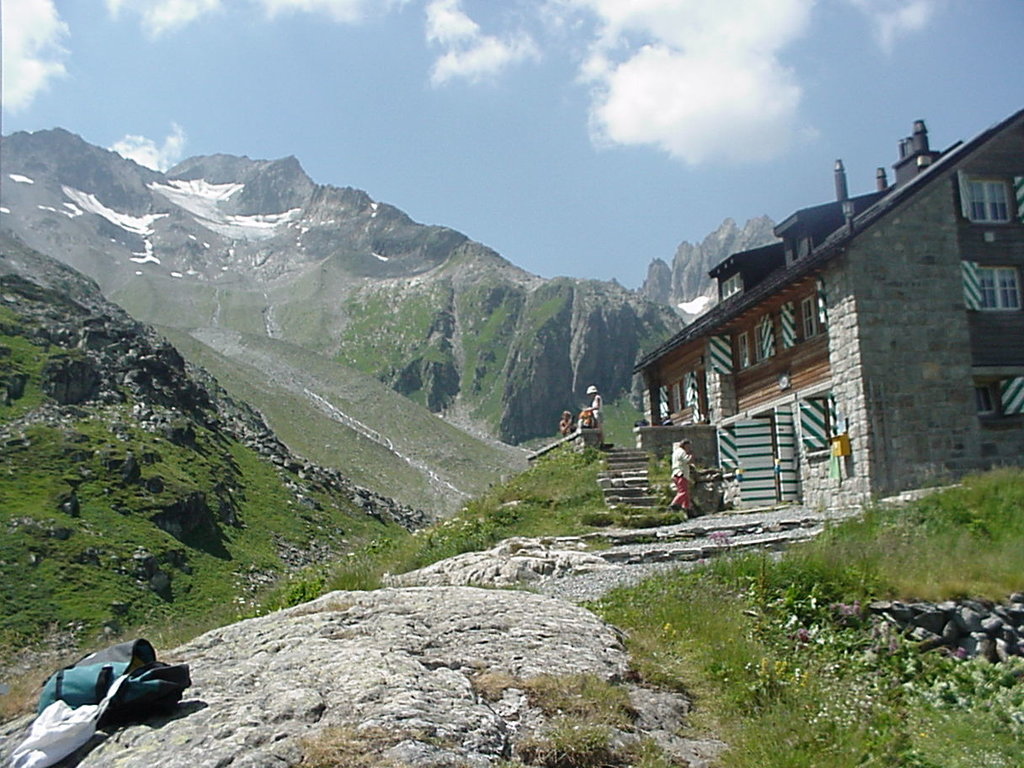 Photo №2 of Etzlihütte