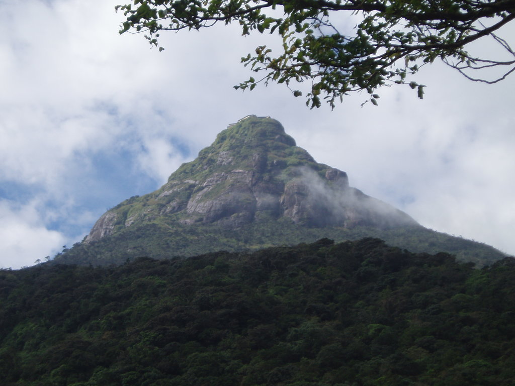 Photo №1 of Sri Paadaya Peak