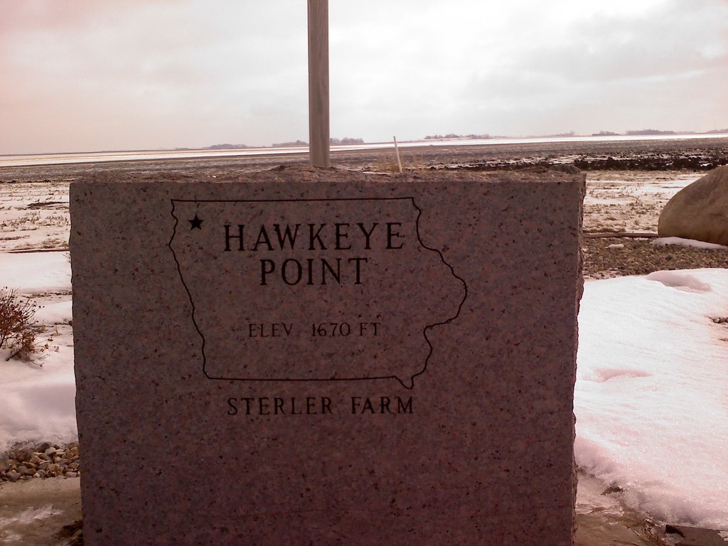 Photo №2 of Hawkeye Point