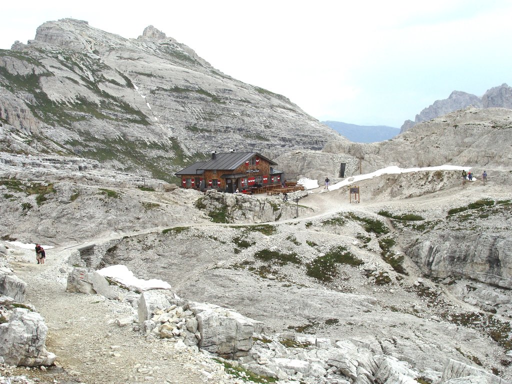 Photo №3 of Büllelejochhütte - Rifugio Pian di Cengia