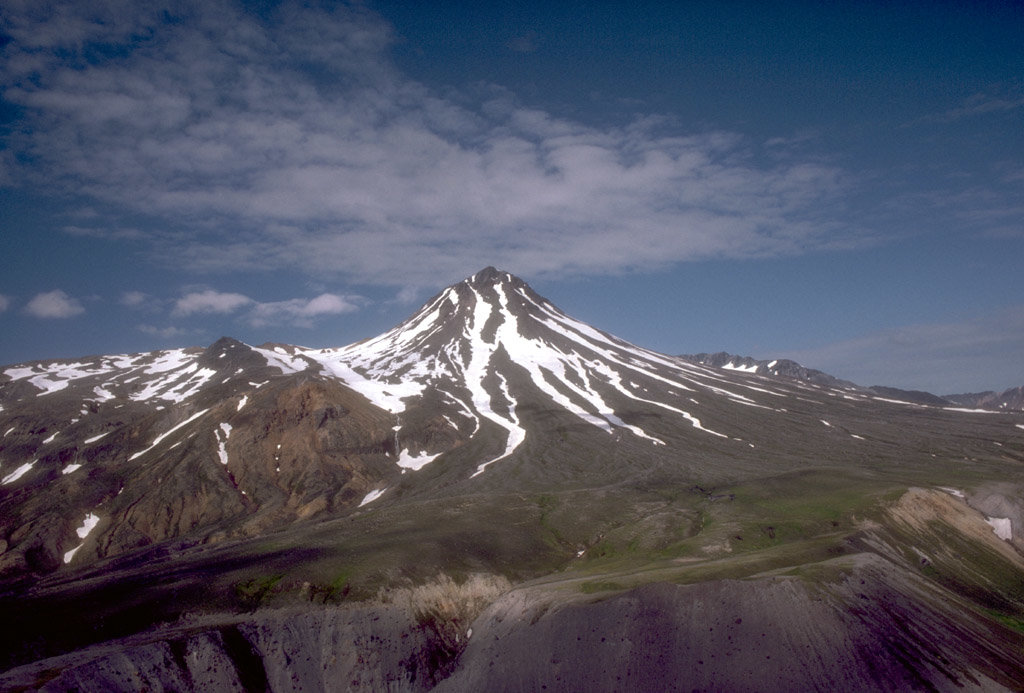 Photo №1 of Yantarni Volcano