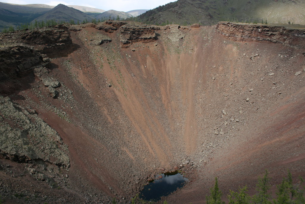 Photo №1 of Khorgo Uul volcano
