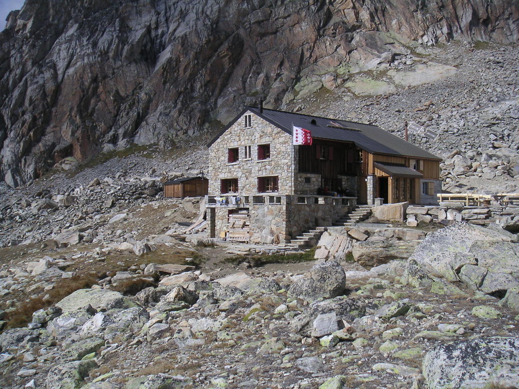 Photo №1 of Almagellerhütte
