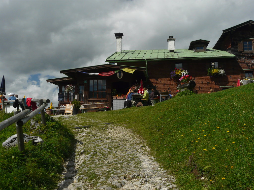 Photo №5 of Vorderkaiserfeldenhütte