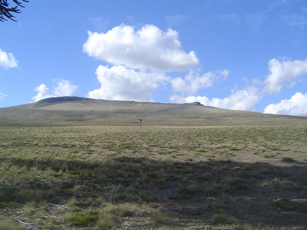 Photo №1 of Volcán Batea Mahuida