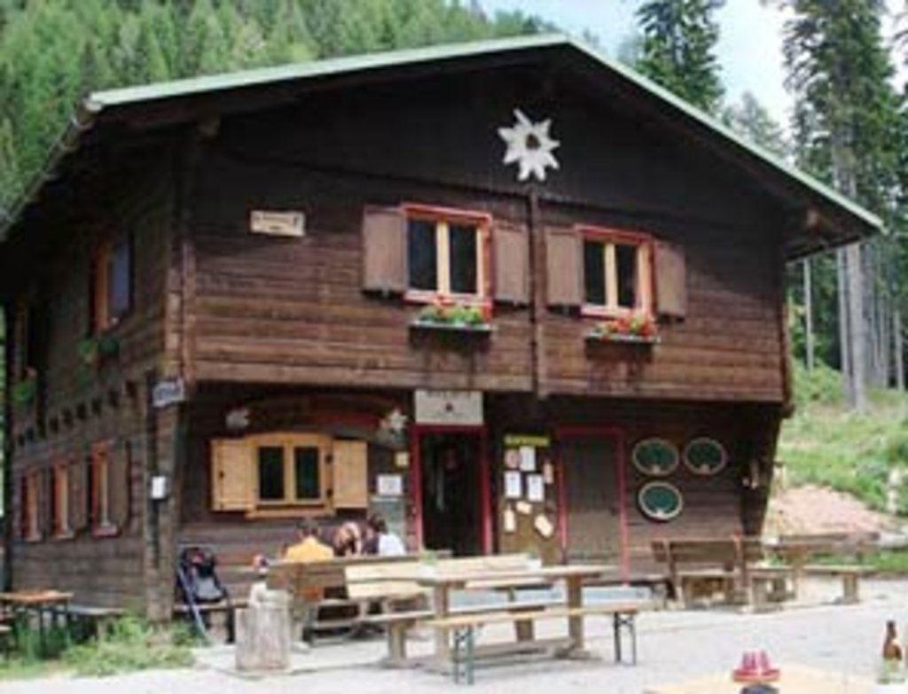 Photo №1 of Bertahütte