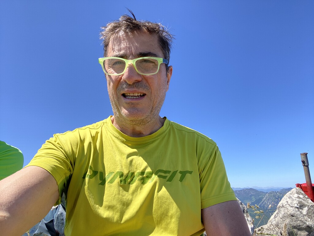 Alto de Ponga o de Peña Maciédome