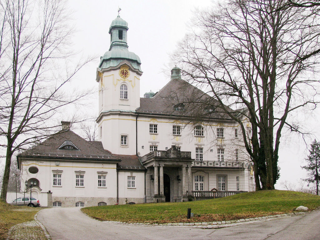 Schloss Hirschberg am Haarsee