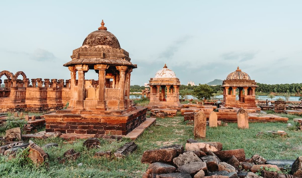 Scenic view of Indian architecture old ruined Chhatardi with lake, at Bhuj, Gujarat