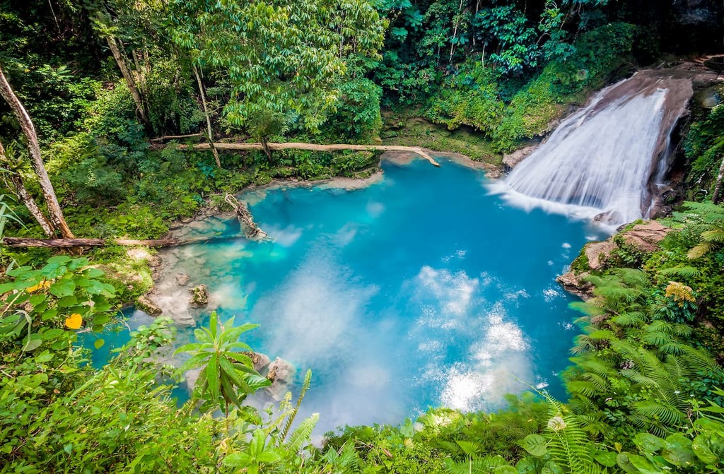 Iris Blue Hole, Jamaica