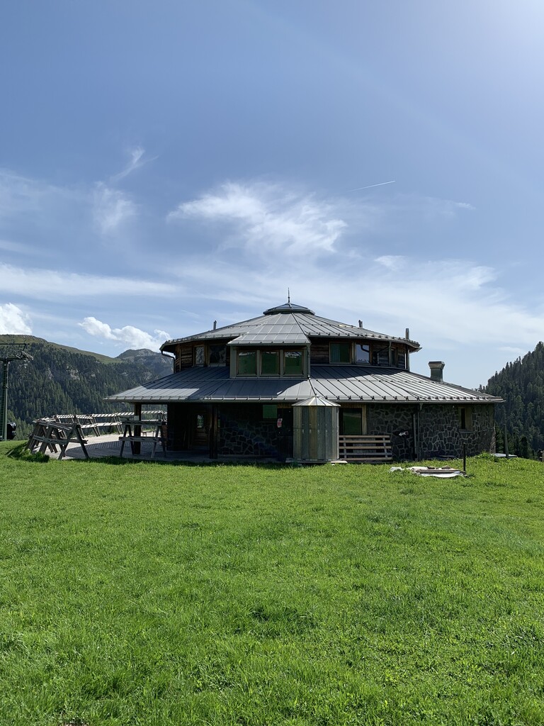 Photo №1 of Latemar Hütte