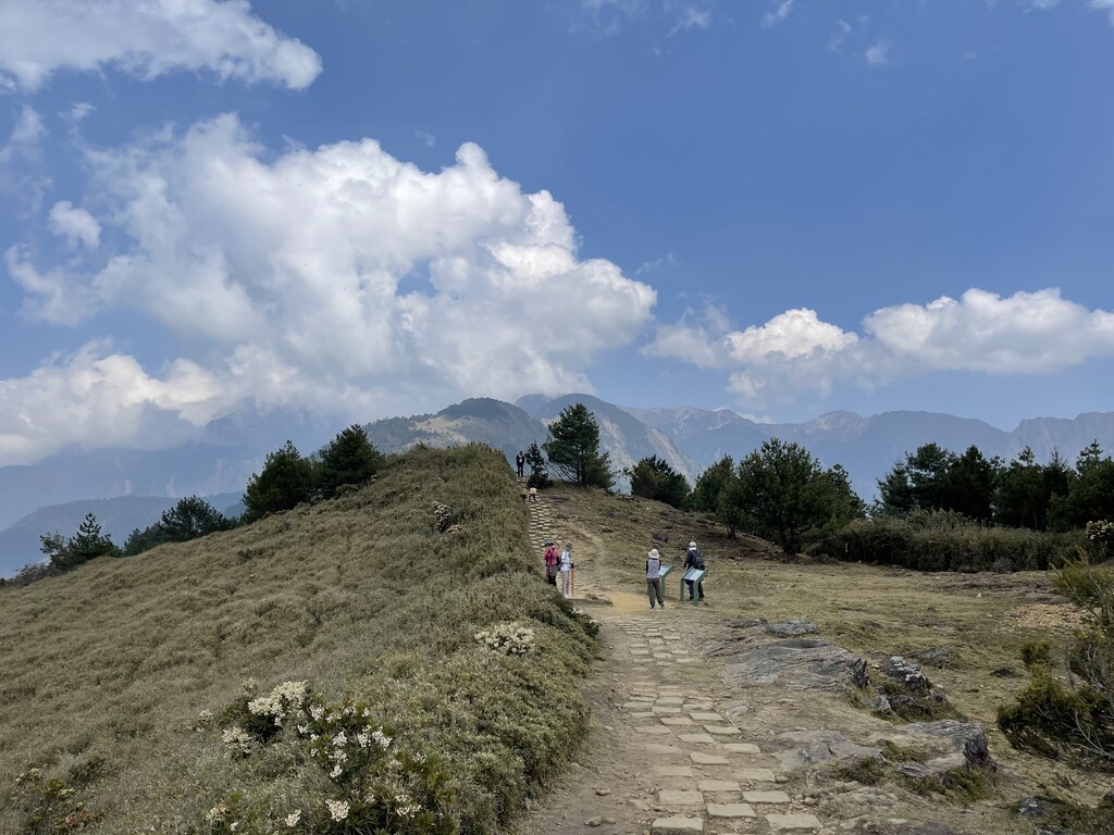 Photo №7 of Linzhishan