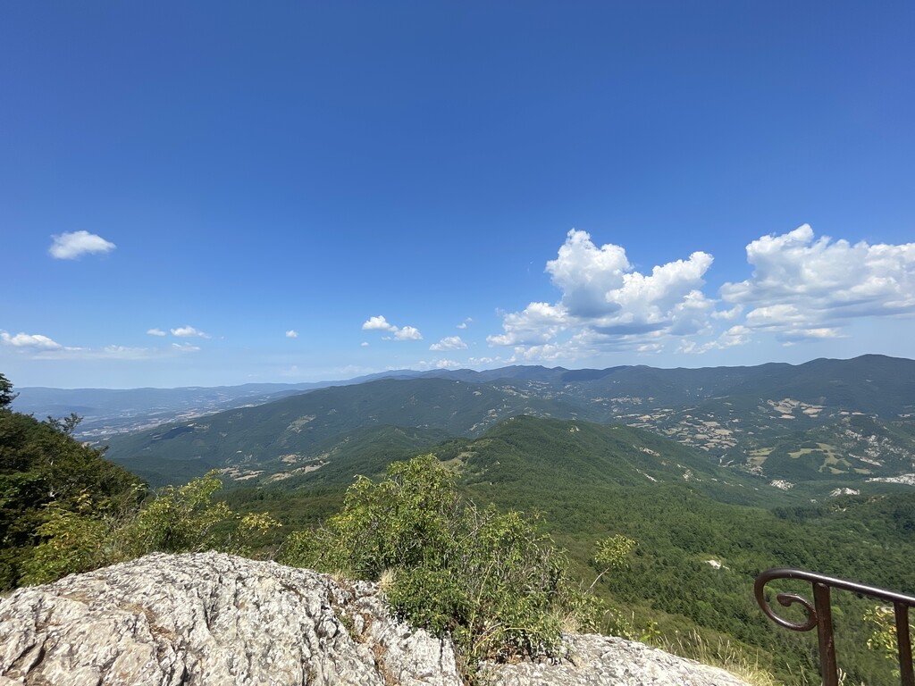 Photo №1 of Monte Penna