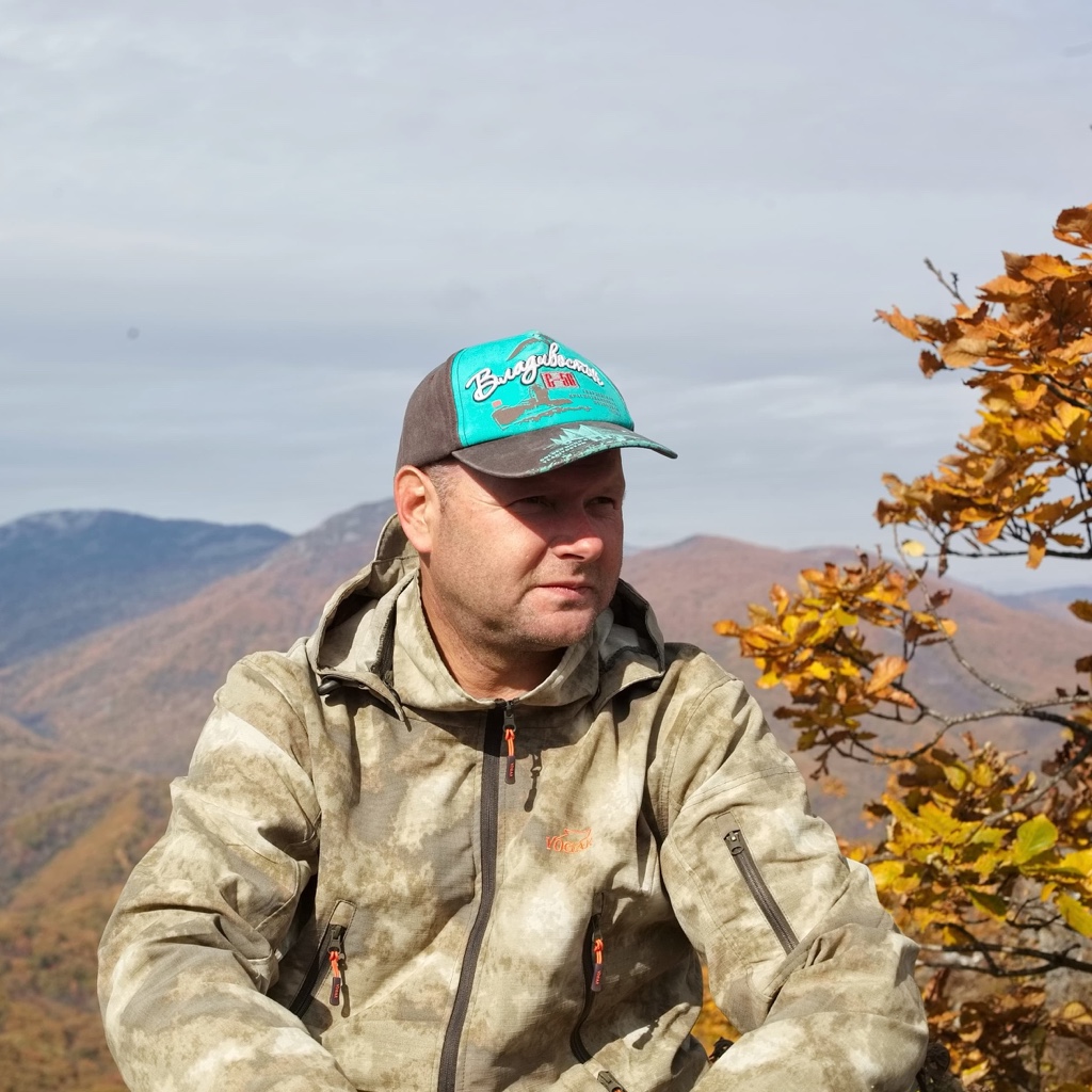 Андрей Лозичный