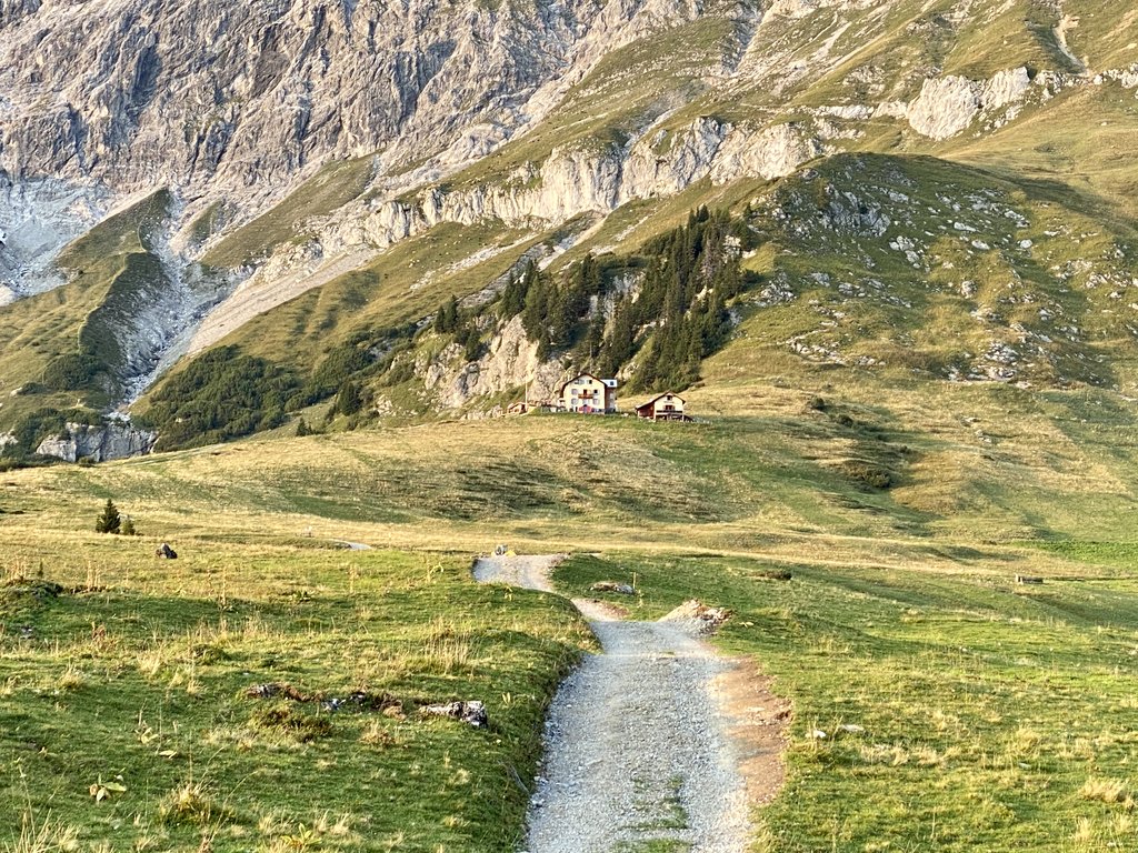 Photo №2 of Schesaplanahütte