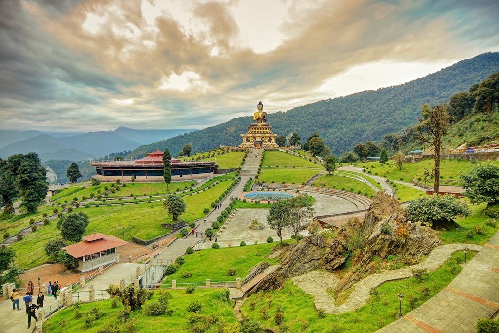 sikkim-mountains