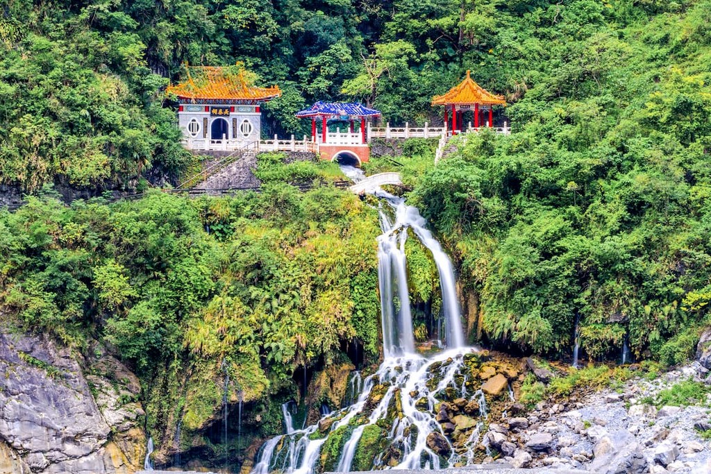 Changchun temple in Taroko National Park, Taiwan