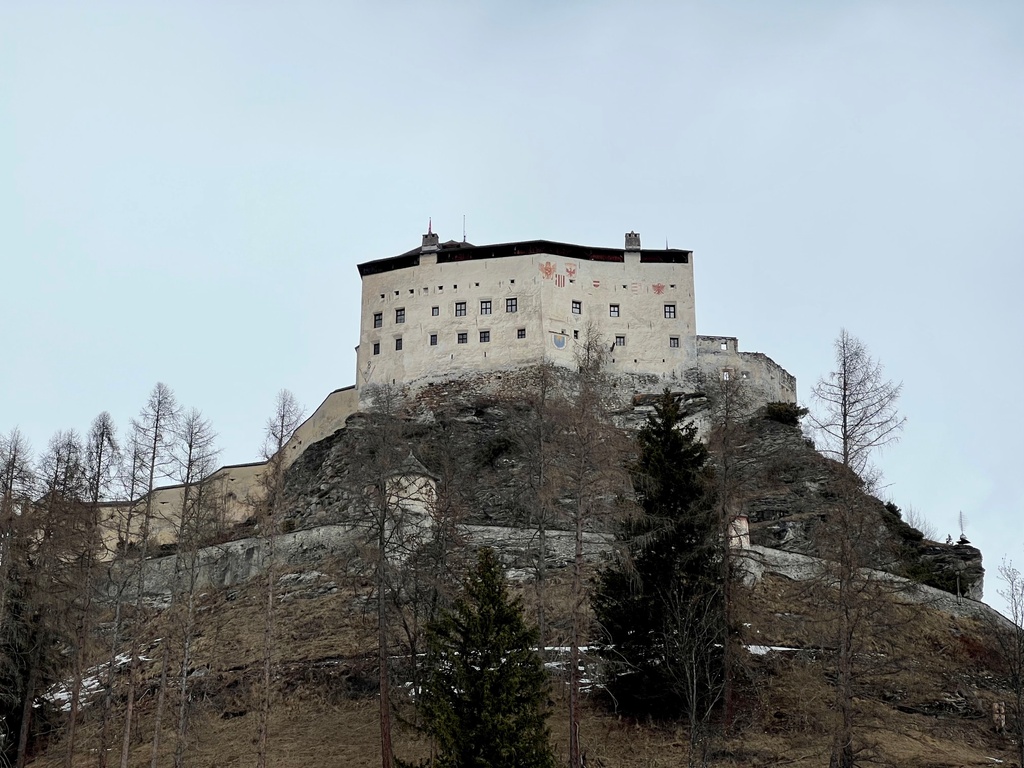 Photo №2 of Tarasp Castle