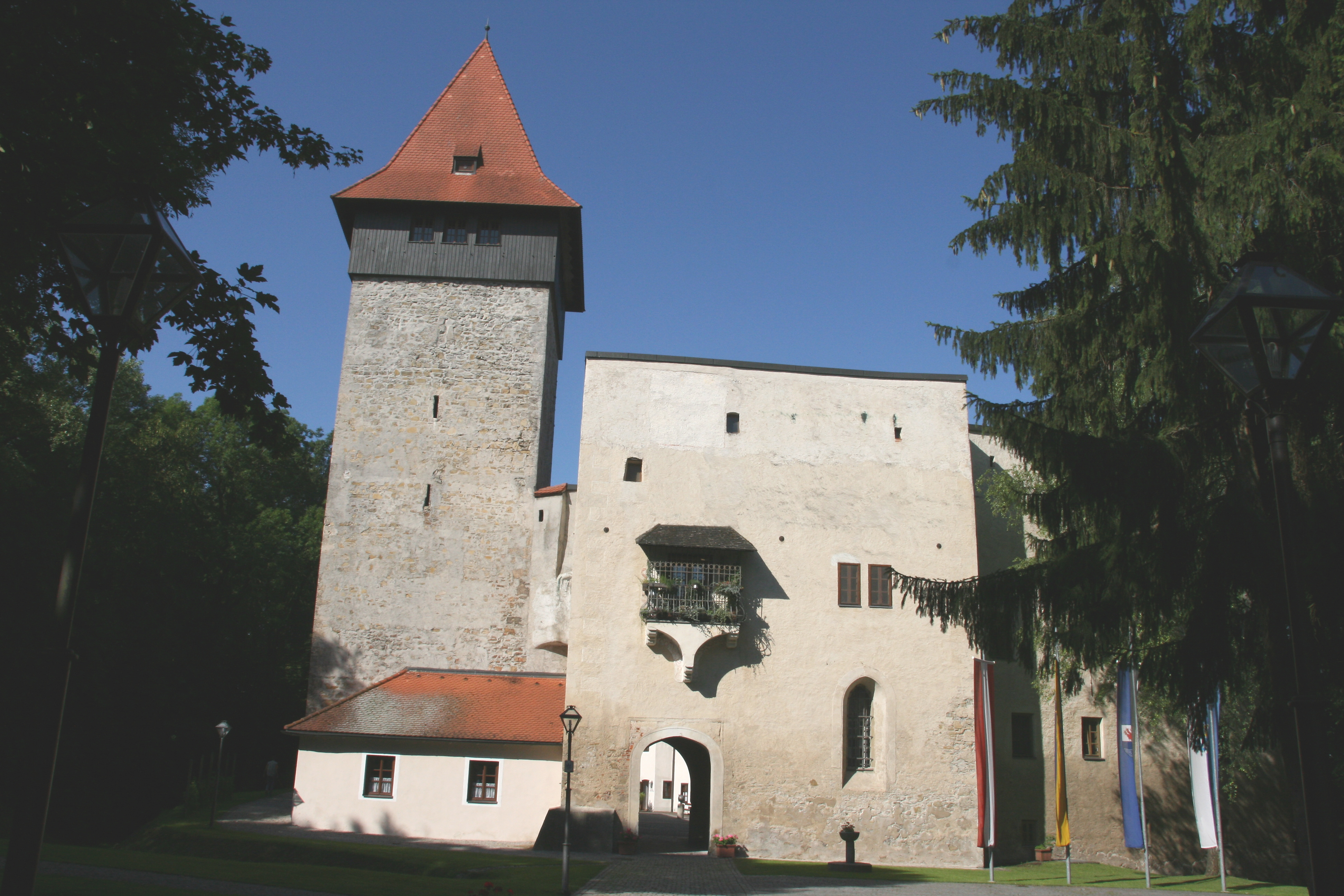Jugendherberge Schloß-Ulmerfeld