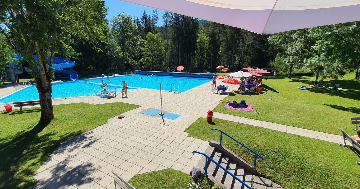 Erlebnis-Freibad Weißenbach