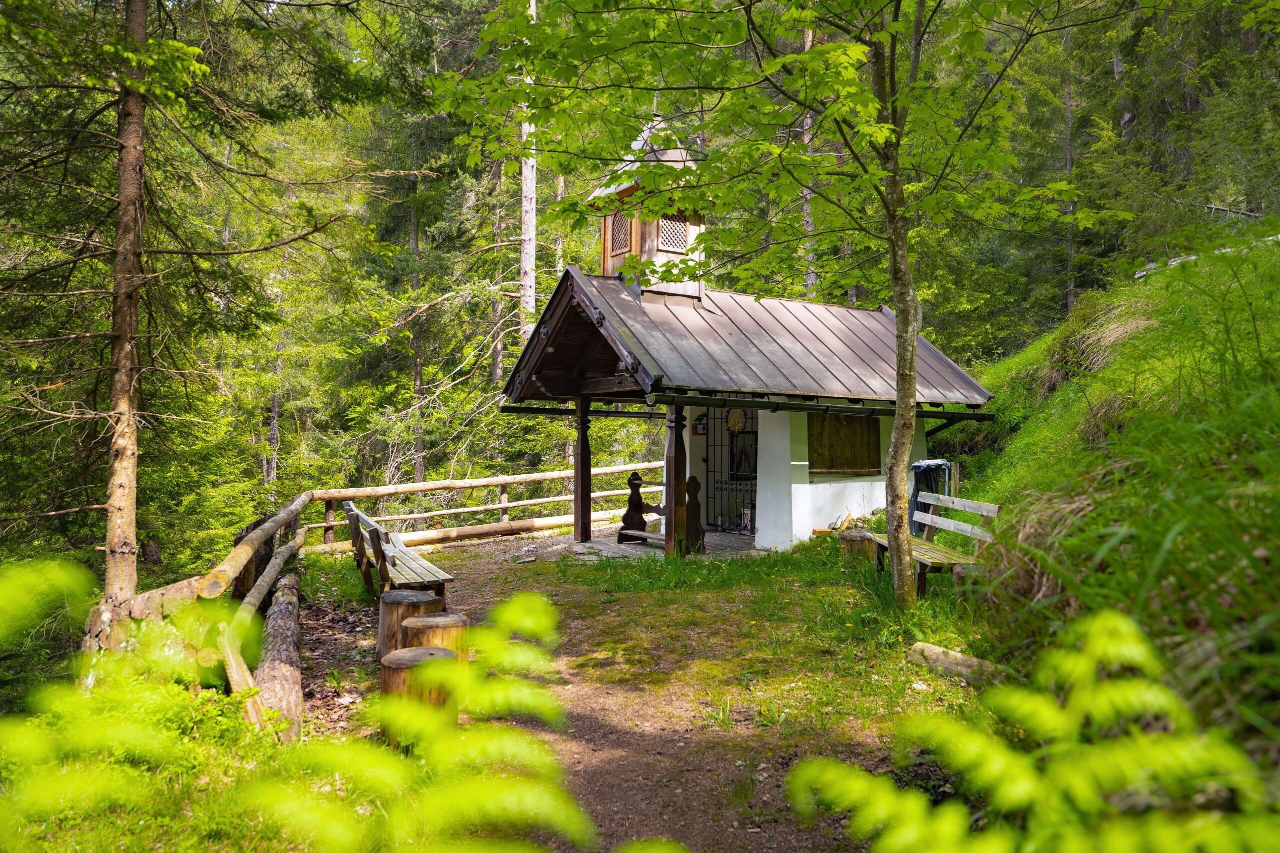 Frau Häusl/Kapelle