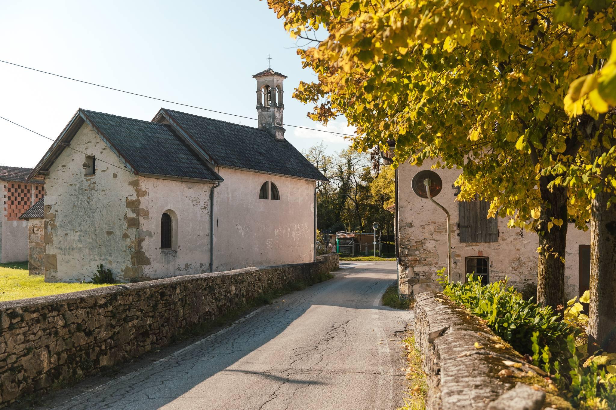 Chiesa del Follo