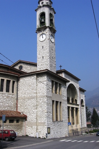 Chiesa Parrocchiale S. Lucia Vergine e Martire