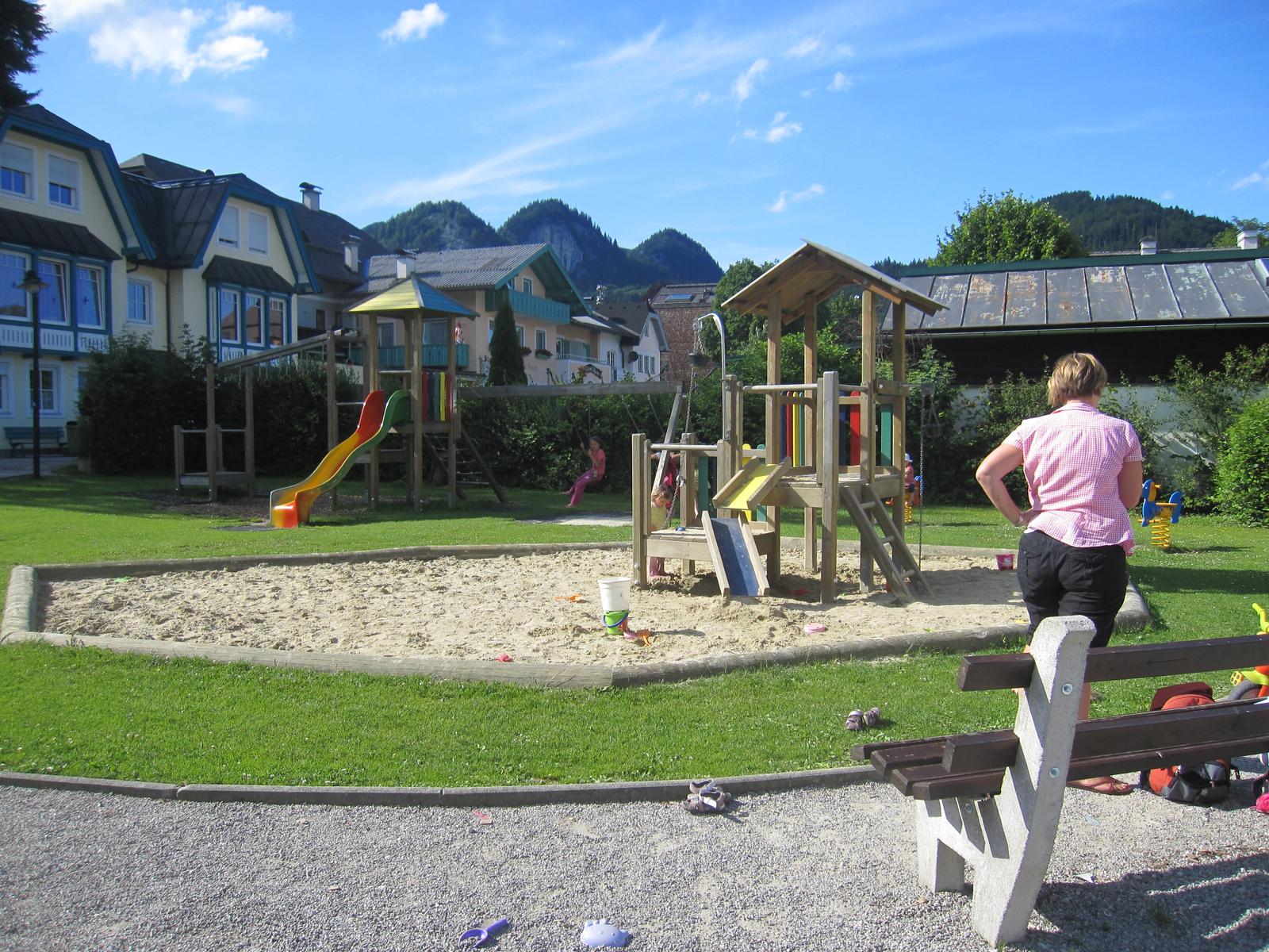 Kinderspielplatz im Seepark St. Gilgen