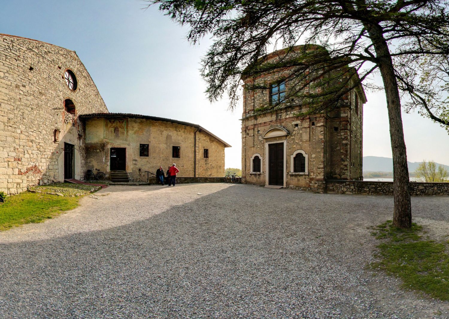 Monastero di San Pietro in Lamosa a Provaglio d'Iseo