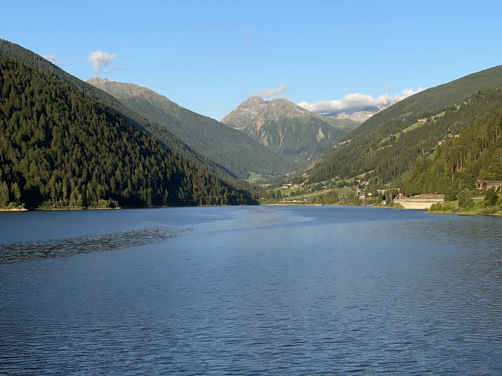 Photo №2 of Zoggler-Stausee - Lago artificiale di Zoccolo